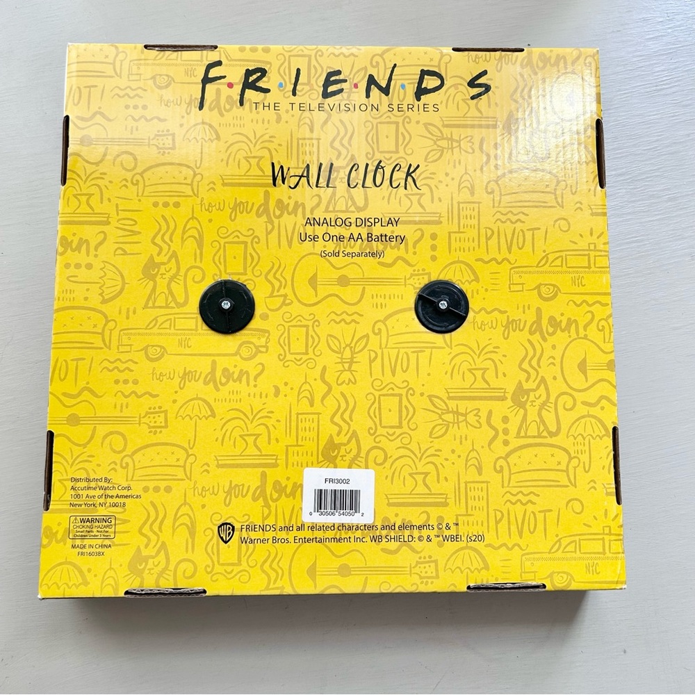 FRIENDS Central Perk Analog Clock NWT! - Picture 2 of 2